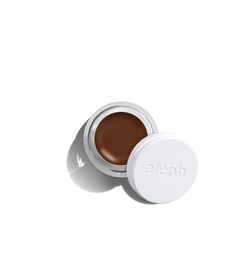 Concealer / Foundation 8.5